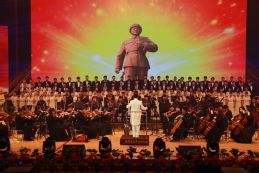 清唱剧《雷锋》之雕像 清唱剧《雷锋》之雕像