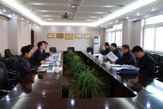 5.考察调研座谈会现场.JPG